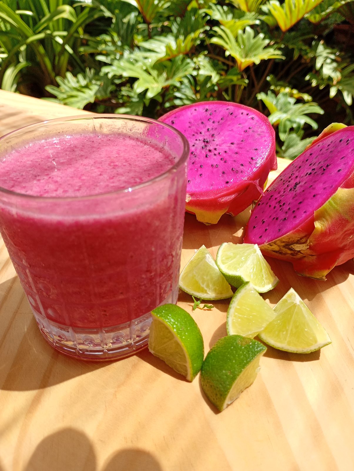 Smoothie natural de frutas frescas